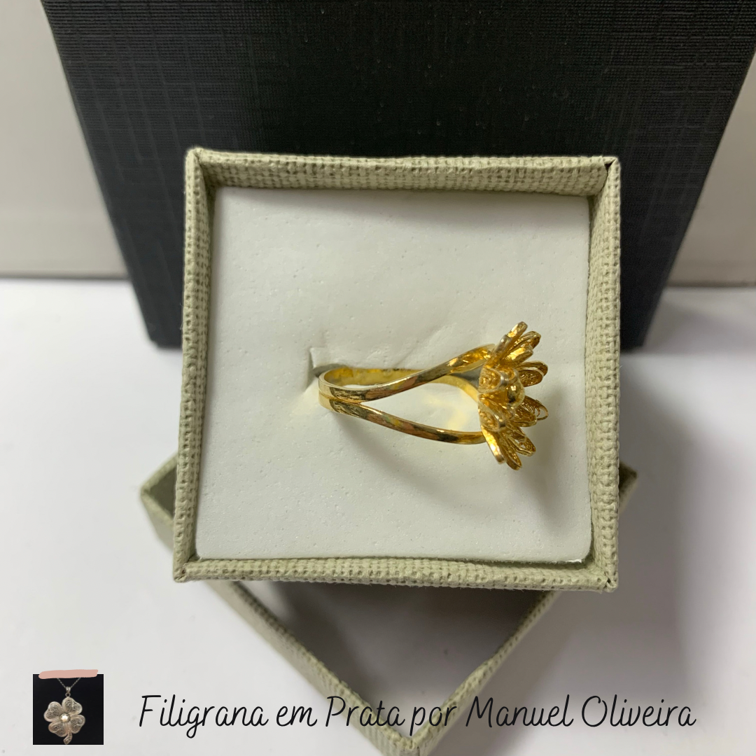 Anel Flor de Espinhos