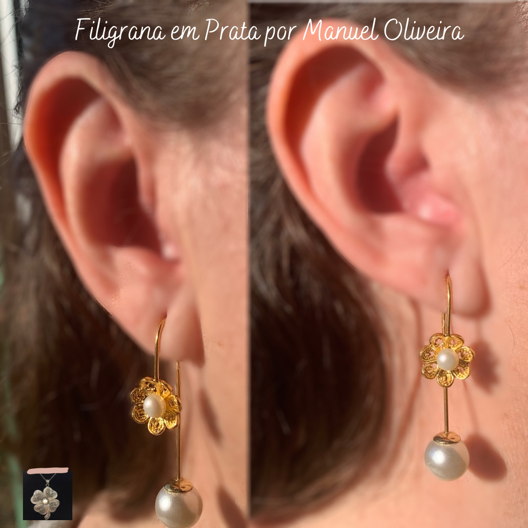 Brinco Flor de Pérola Moderno