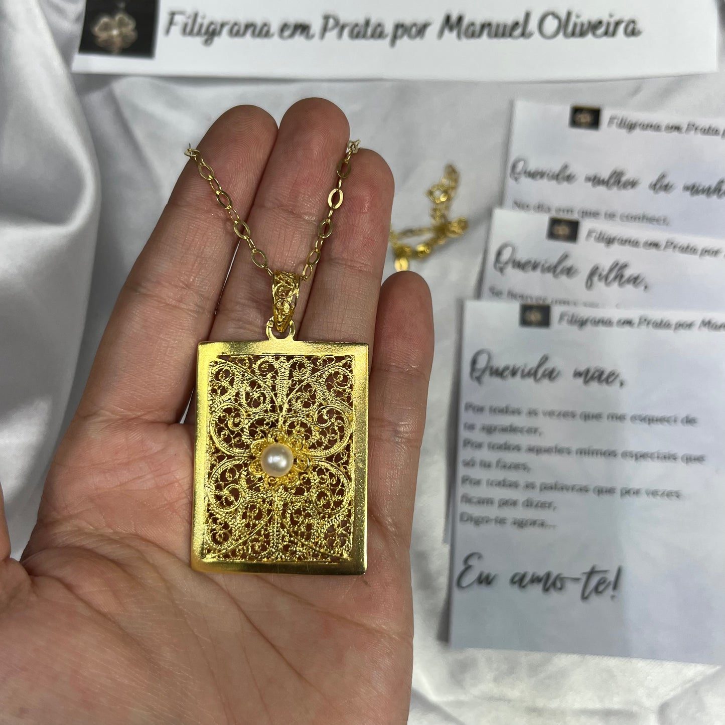 Medalha Retângulo de Flor