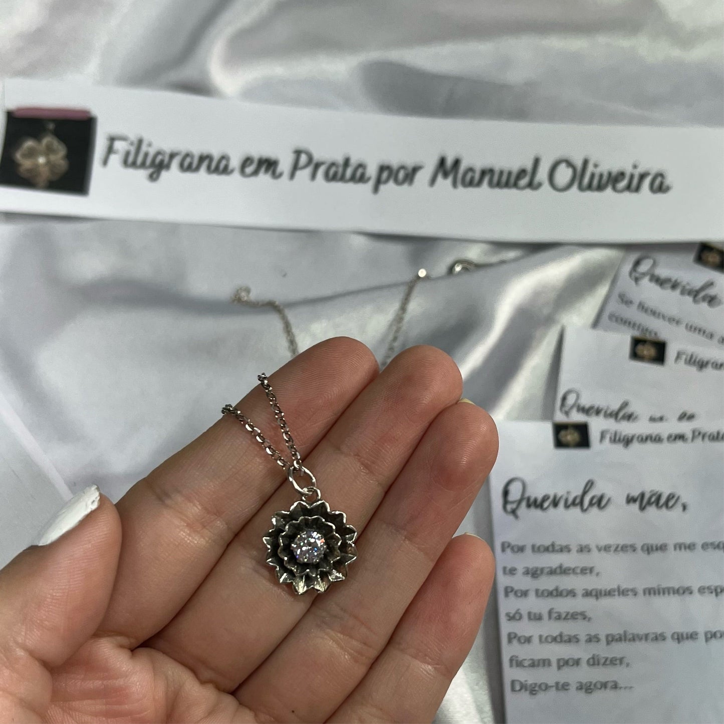 Medalha Flor de brilho