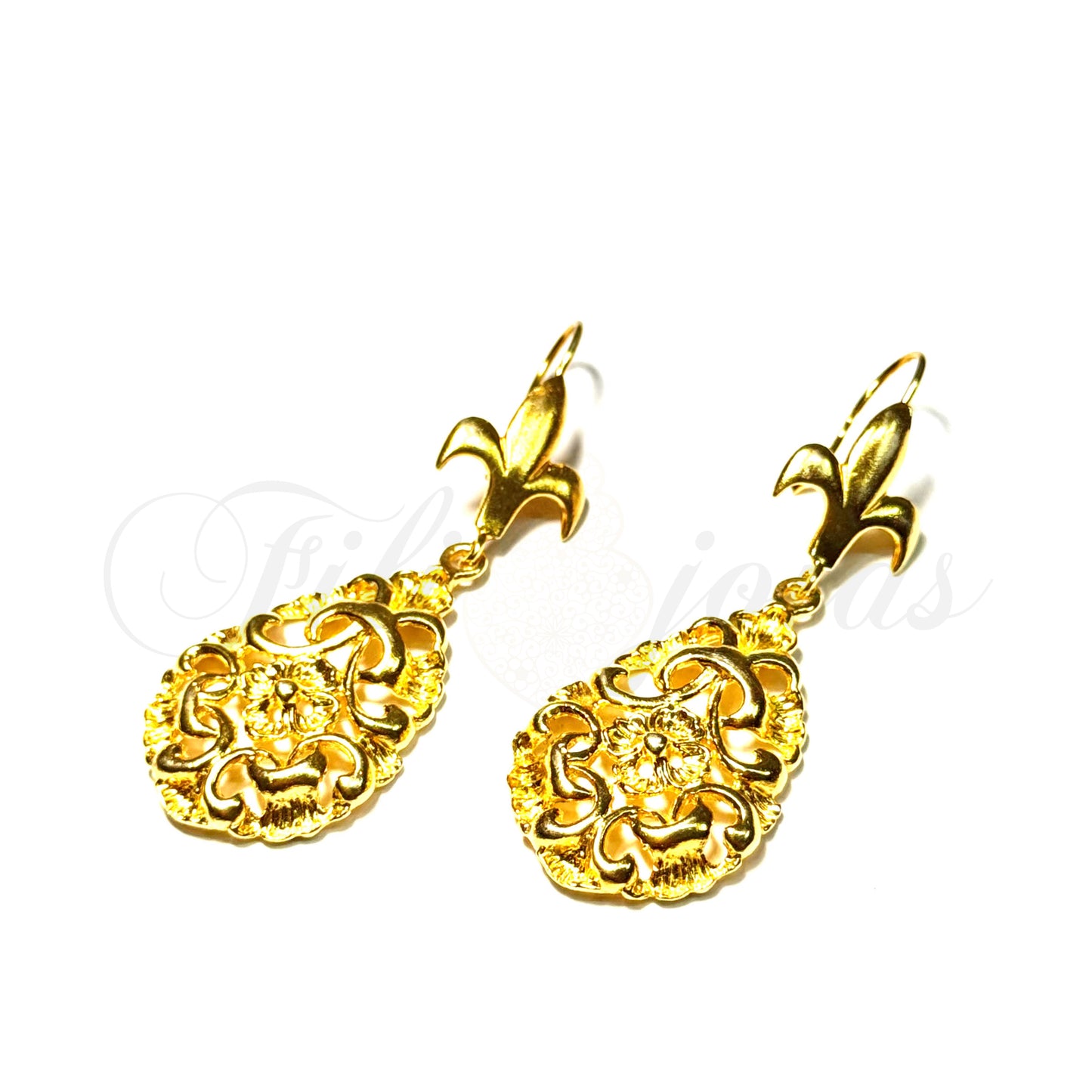 Brinco flor de Lis tradicional