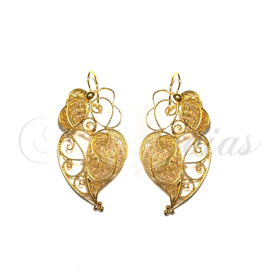 Brinco Coração de Viana Contemporâneo