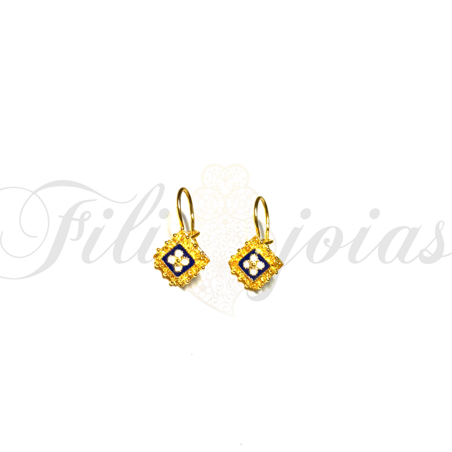 Brinco Losango de Esmalte com Caramujos (tamanho S)