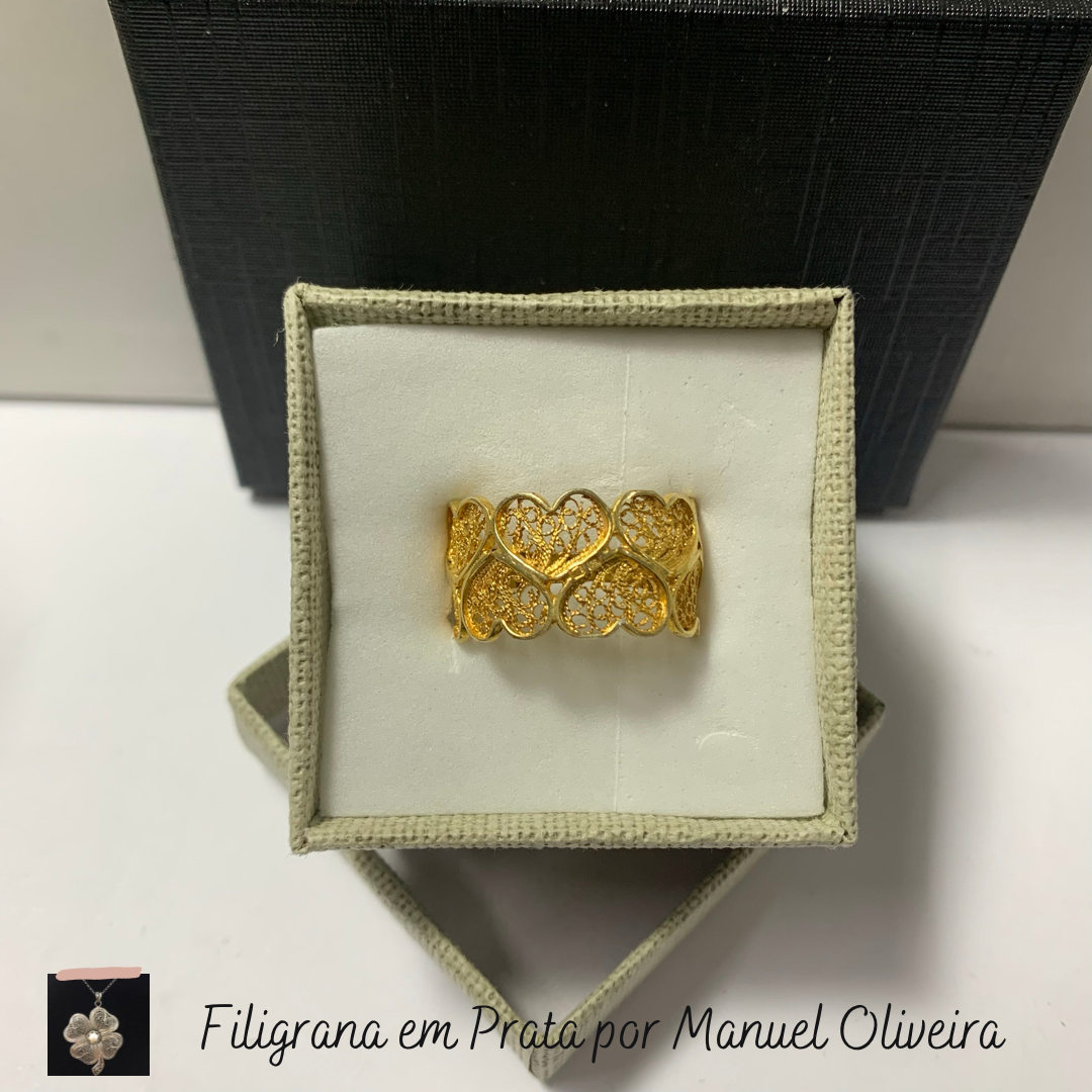 Anel corações de filigrana