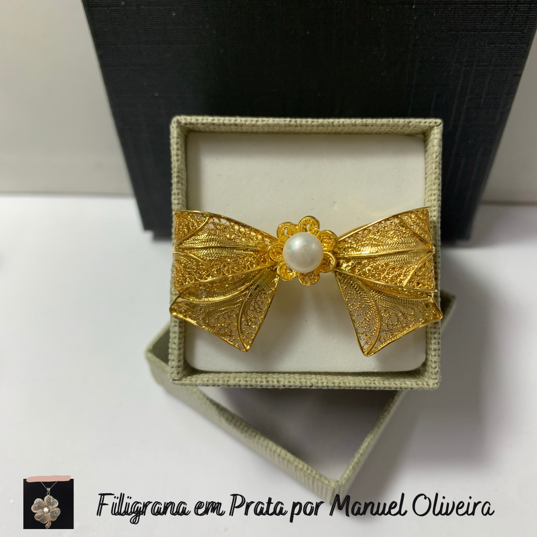 Anel de Laço e Flor