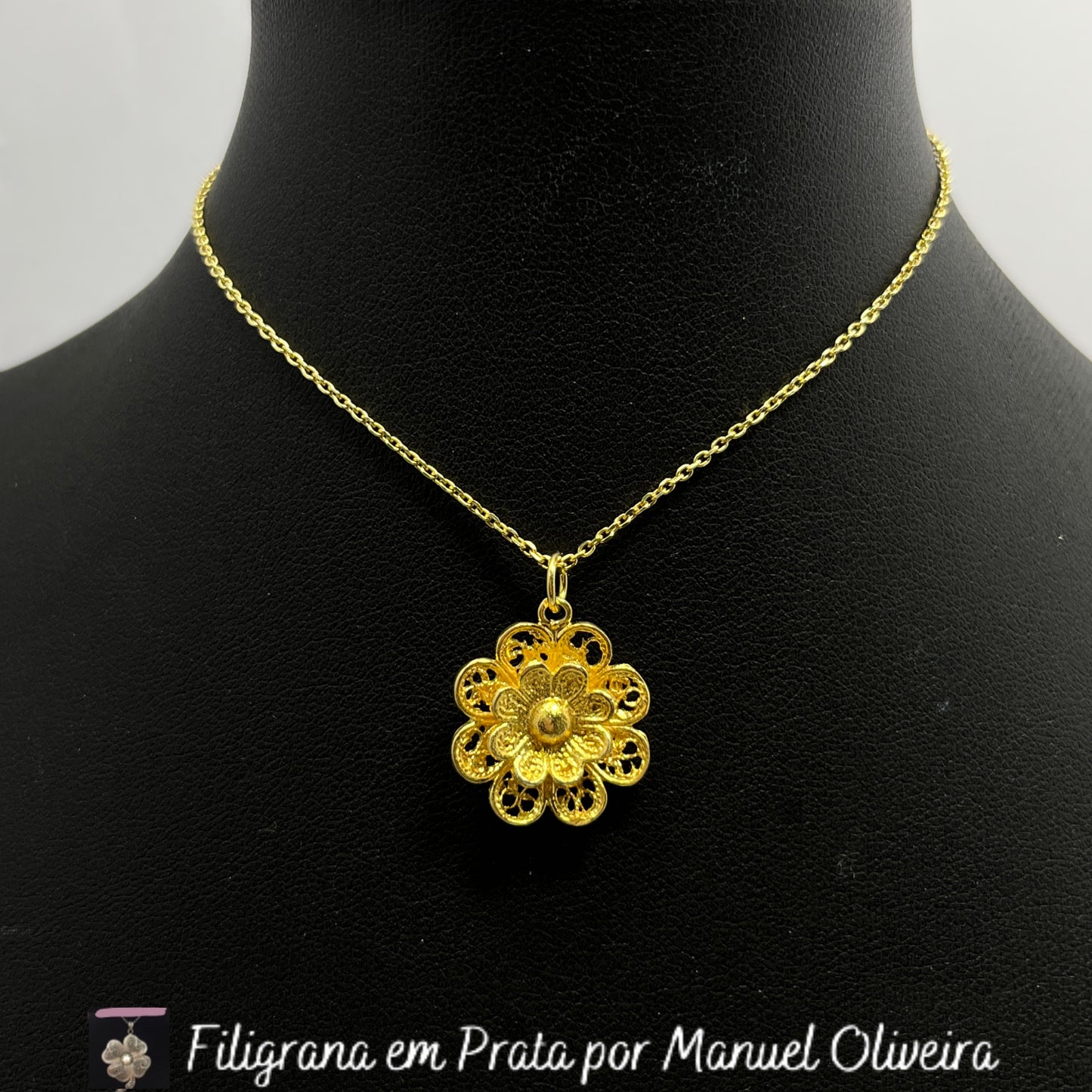 Medalha Flor Dupla de Filigrana